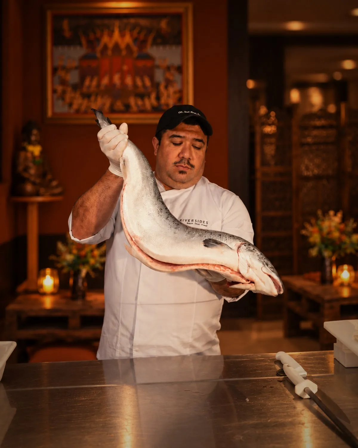 Chef em preparo ao vivo